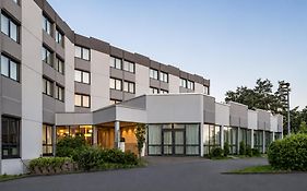 Sunday Hotel Frankfurt Airport Kelsterbach